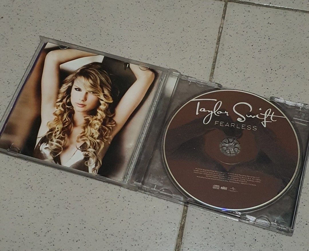 Taylor Swift fearless album (Category: CDs & DVDs) located in Makati City. Submitted by gemma.esteban28 (Listing ID 1215270230, Image 2). Description: Taylor swift fearless album international standard edition rfs:drcluttering.