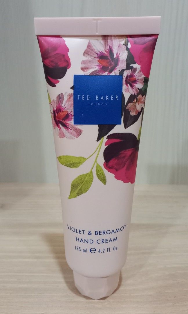 Ted Baker Hand Cream, Kesehatan & Kecantikan, Kulit, Sabun & Tubuh di