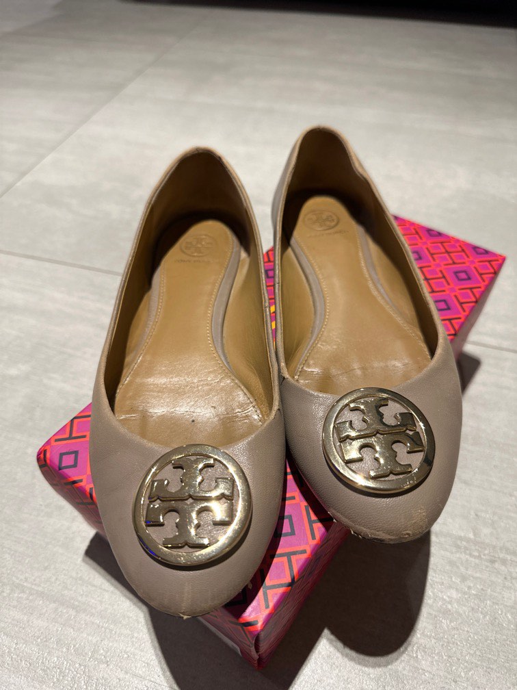 Tory Burch Benton 2 Ballet Flat Nappa Leather in French Grey, Size US ,  Women's Fashion, Footwear, Flats on Carousell