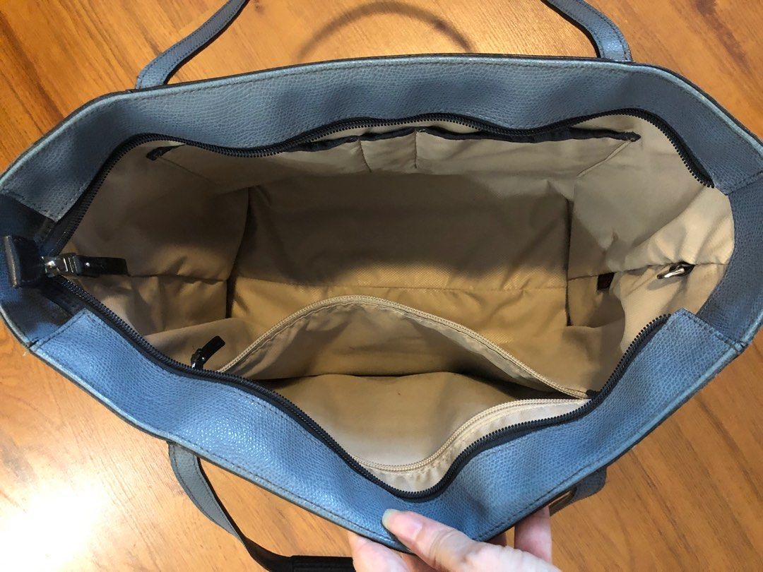 Tumi sinclair hotsell q tote