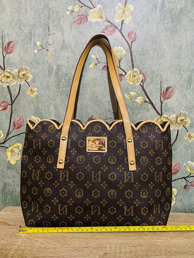 Ugo valentino bag shop