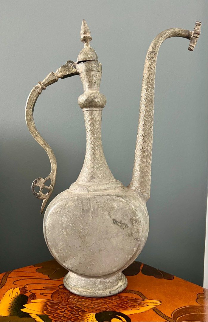 Unique Aladdin Pot, Hobbies & Toys, Memorabilia & Collectibles, Vintage ...
