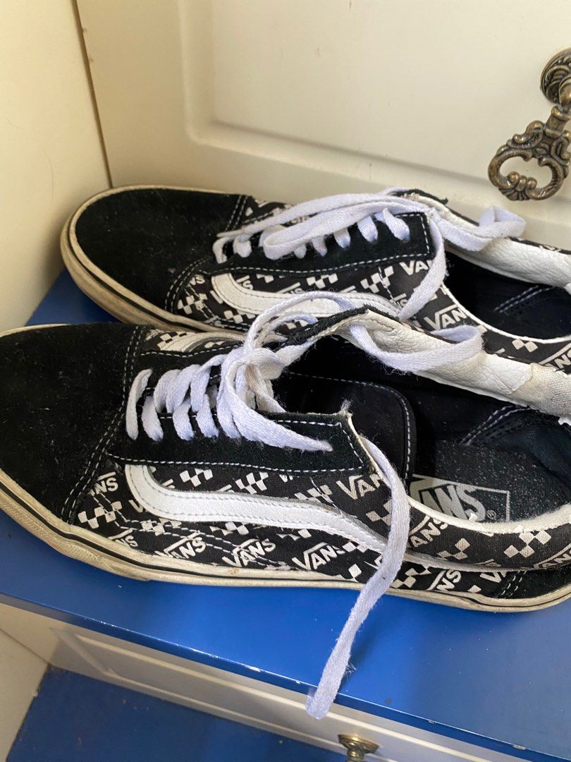 Who sells van shoes near me 2025