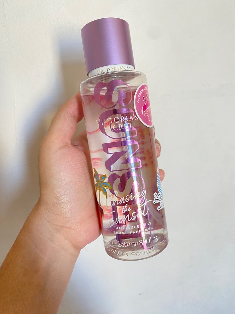 Victoria secret chasing top the sunset review