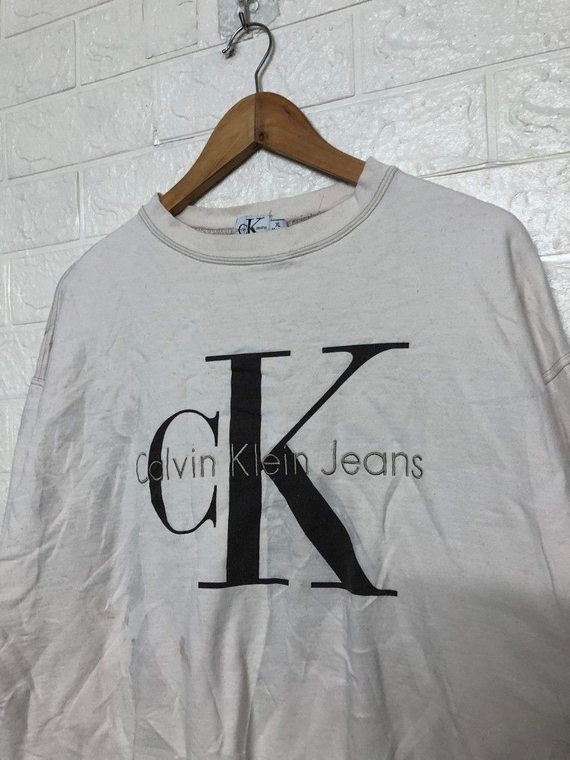 Vintage Calvin Klein Sweatshirt Men s Fashion Coats Jackets and Outerwear on Carousell