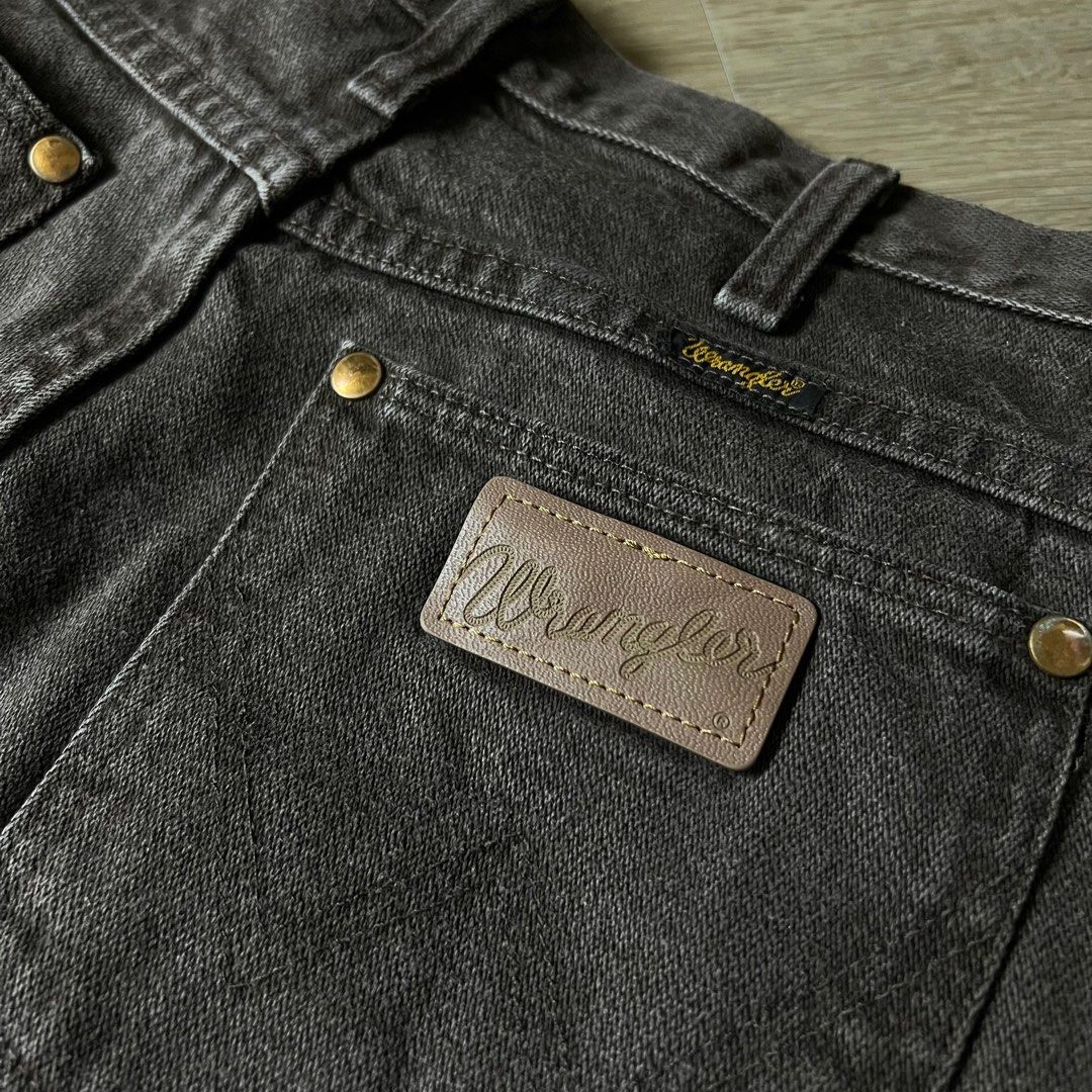 womens brown wrangler jeans
