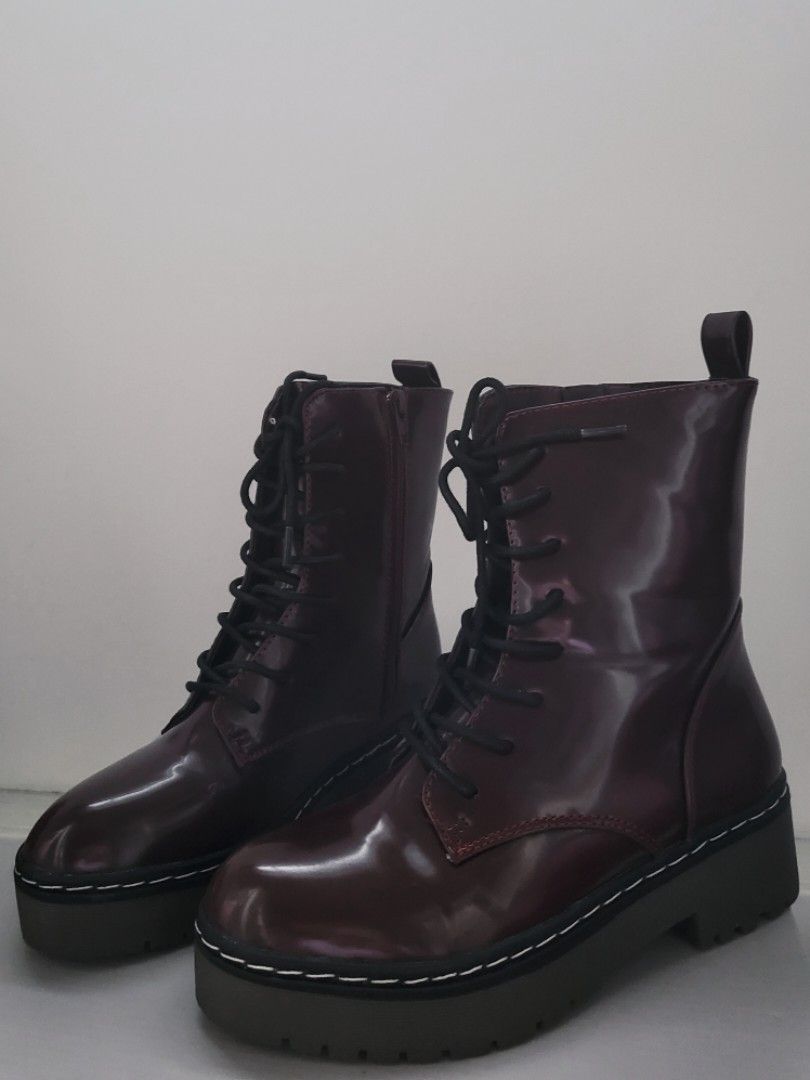 WTS rubi maroon boots Women s Fashion Footwear Boots on Carousell