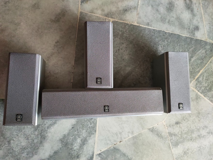 yamaha surround speakers in tiptop condition, Audio, Soundbars