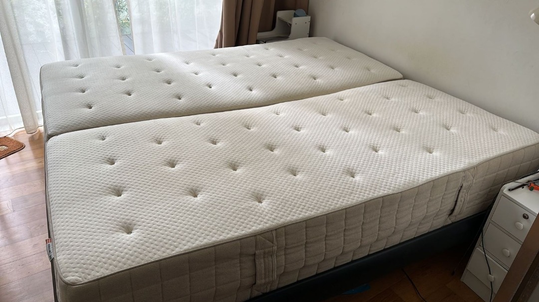 2x Ikea Hisrasund naturalfiber matresses (90x200cm) and bed frame