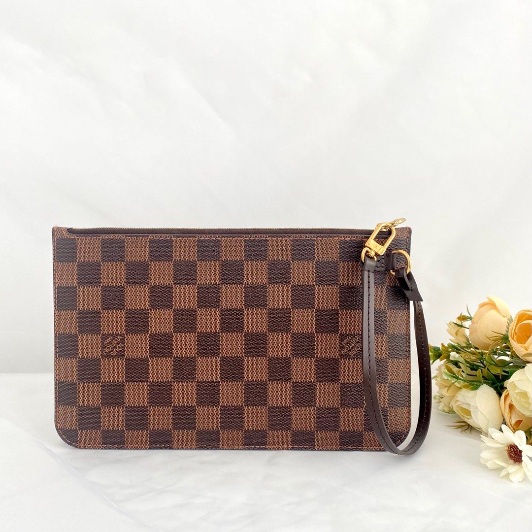 Authentic LV LOUIS VUITTON Damier Ebene Neverfull MM, Luxury, Bags &  Wallets on Carousell