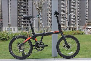 （分類：）位於 。 由 trendybike 提交（商品編號 1215469146，圖片 1）。簡介： 。