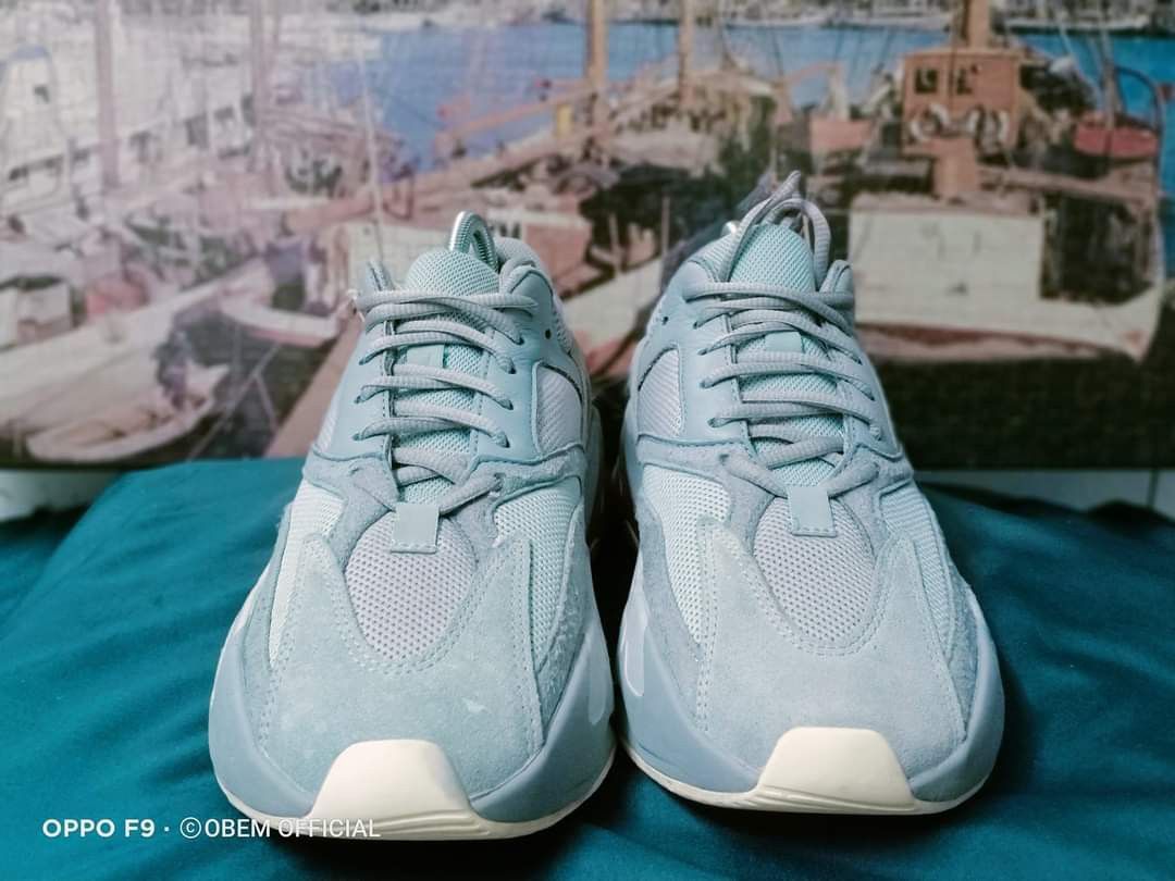 Yeezy boost 700 inertia resell hotsell