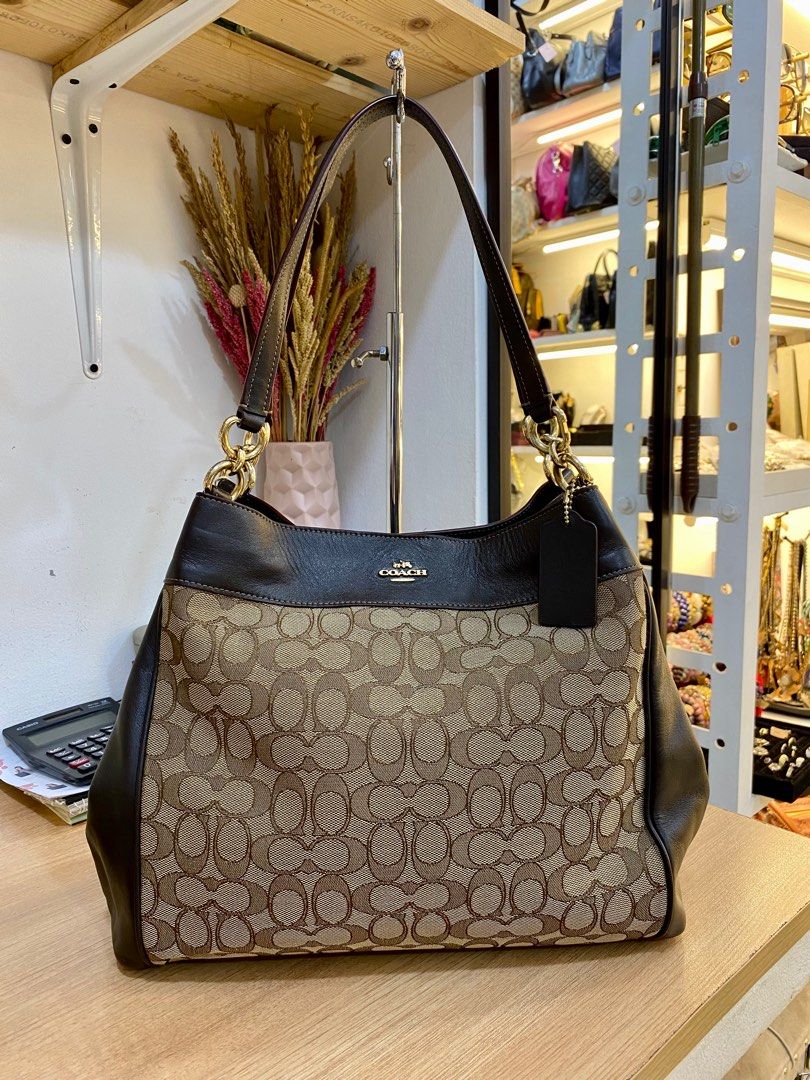 Lexy shoulder bag in signature jacquard hotsell