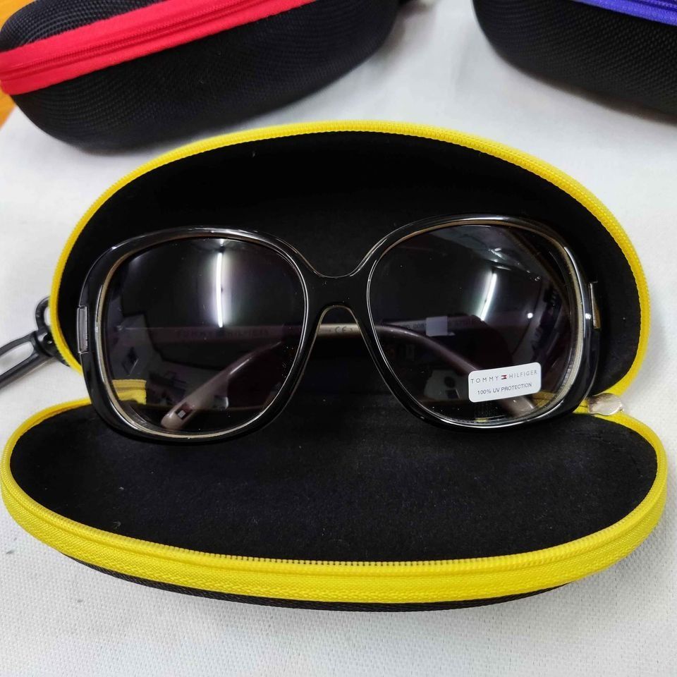 Tommy hilfiger janet sunglasses discount