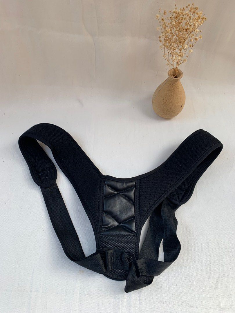 Back Support Posture Corrector (Category: Braces, Support & Protection) located in Cainta. Submitted by casaesguerra (Listing ID 1215411597, Image 2). Description: PLEASE READ: 💫ON-HAND and ready to ship Available until the status is changed to sold. 🚚SAME DAY DELIVERY VIA LALAMOVE/ GRAB -Item will come from Cainta. Shipping fee depends on the location of the buyer. And will shoulder by the buyer. 🤝Meet up location newr Sierra Valley Starbucks