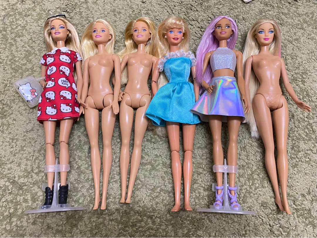 Barbie shop dolls clearance