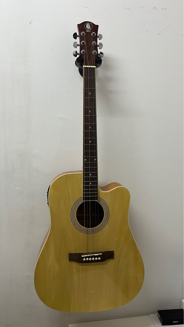 BLW Guitar Acoustic Electric, Hobbies & Toys, Music & Media, Musical