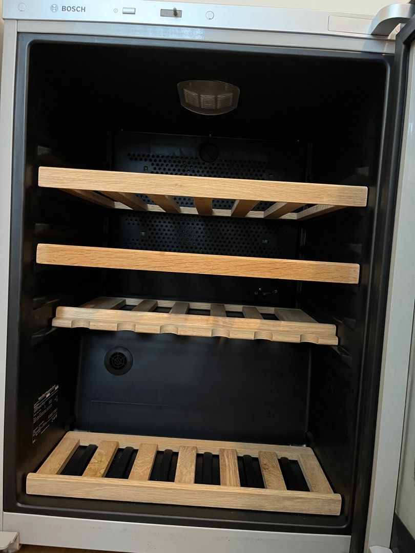 Bosch Wine Fridge / Chiller, TV & Home Appliances, Kitchen Appliances
