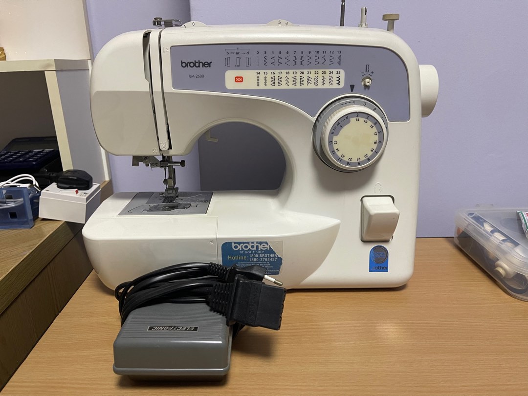 Brother BM2600 sewing machine, TV & Home Appliances, Other Home