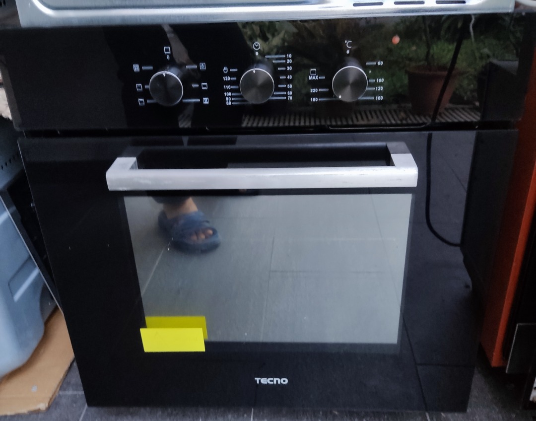 Builtin oven (warranty), TV & Home Appliances, Kitchen Appliances