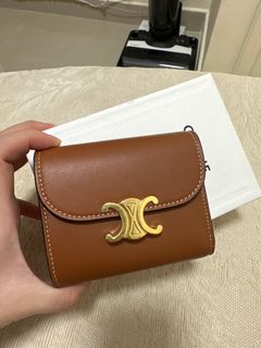 （分類：）位於 。 由 apt.apt. 提交（商品編號 1215344927，圖片 1）。簡介： 。