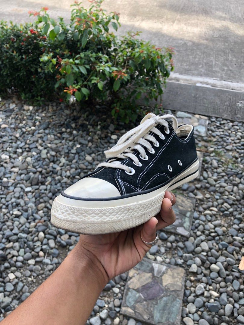 Converse 1970s low on feet hot sale