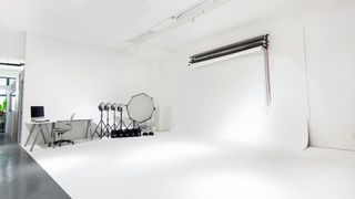 Dedicated desk coworking w/ attached photo studio in Midview city