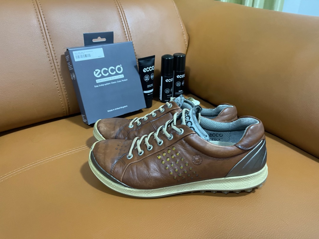 bunker Absolut T Ecco Biom Natural Motion Golf Shoes, Sports Equipment, Sports & Games, Golf  on Carousell