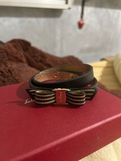 Ferragamo Leather Bow Bracelet Cuff