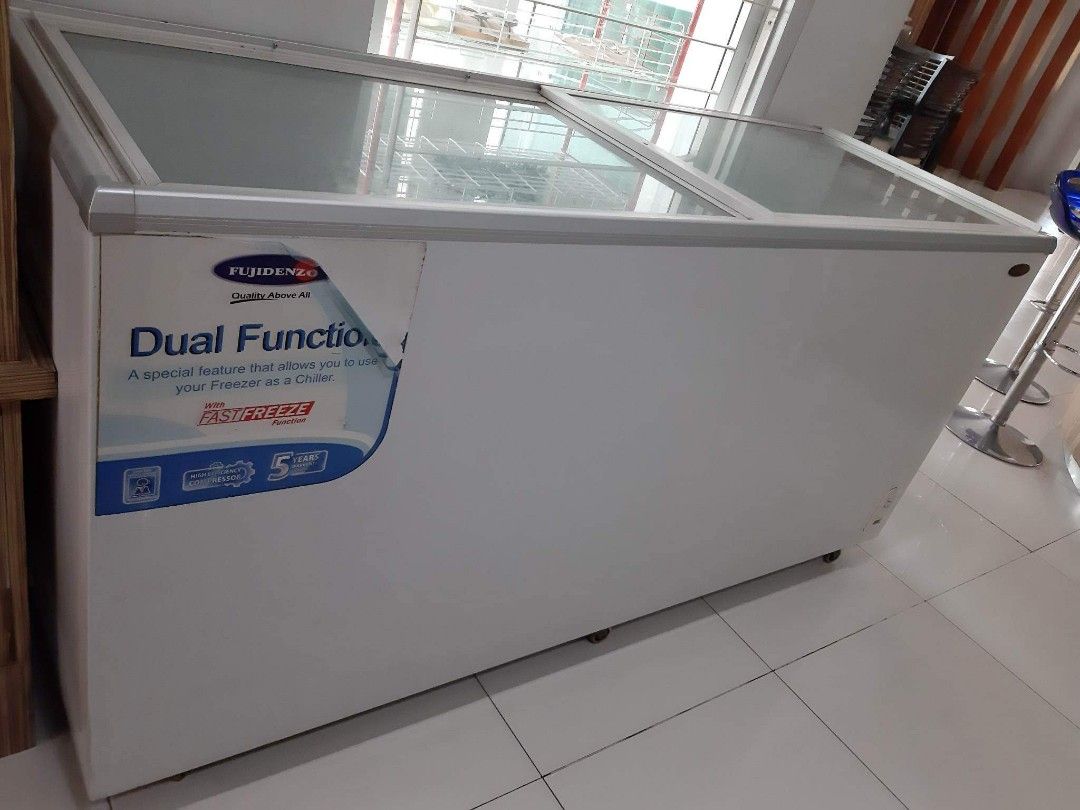 Fujidenzo 22cuft glass top chest freezer, TV & Home Appliances, Kitchen