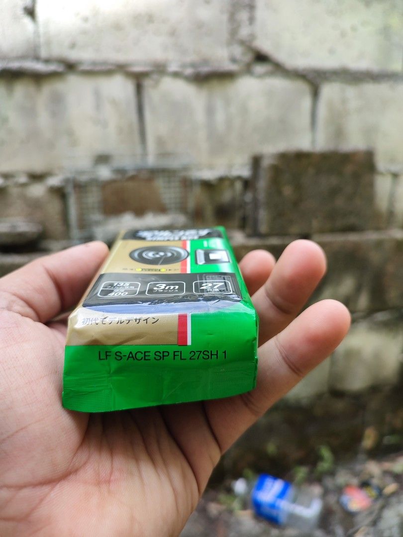 FUJIFILM/Fujicolor Simple Ace Disposable Camera 2025 expiration on
