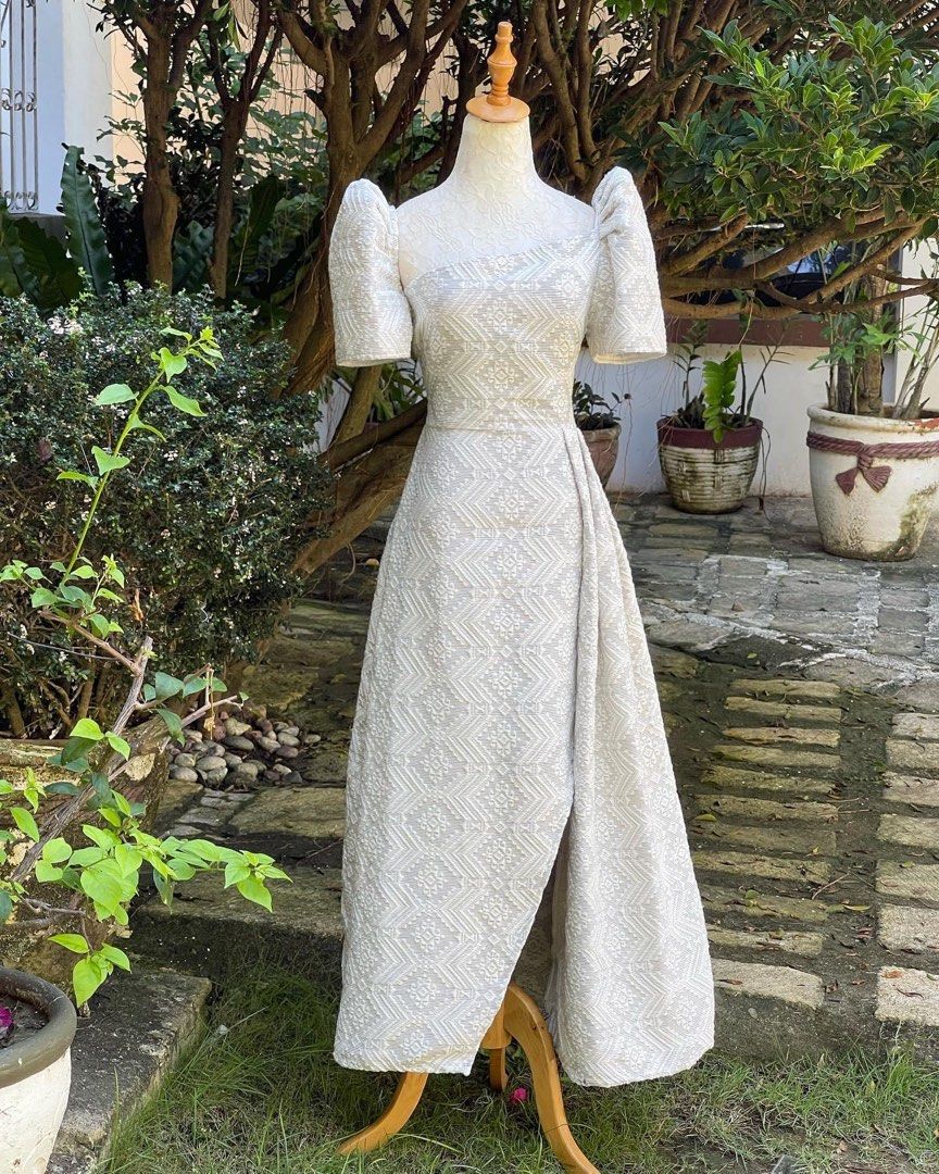 GRAY INABEL HANDWOVEN GOWN FOR RENT, Women's Fashion, Dresses & Sets ...