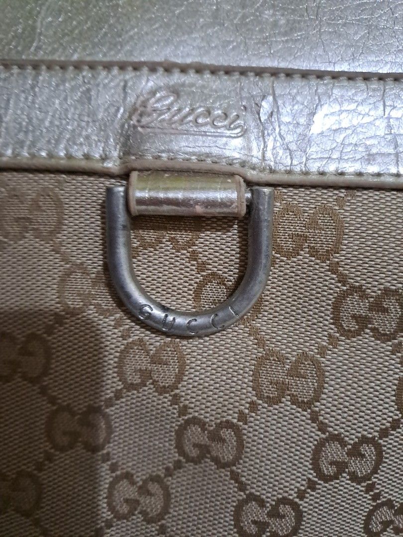 Gucci Bag krem defect, Barang Mewah, Tas & Dompet di Carousell