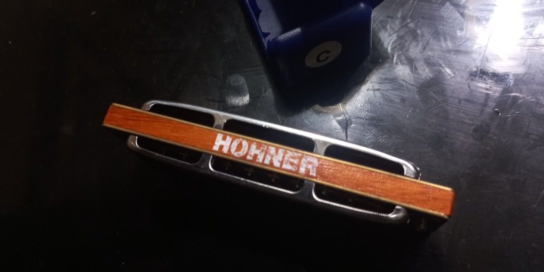 Hohner Harmonica Key C (Category: Portable Audio Accessories) located in Cainta. Submitted by decluterboi (Listing ID 1215462834, Image 2). Description: Authentic Hohner Harmonica made in germany.