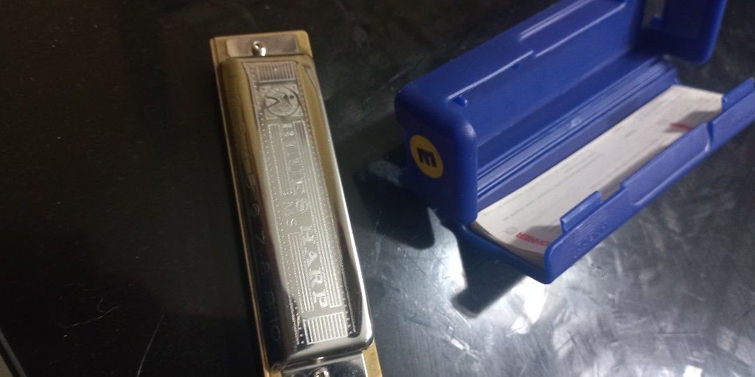 Hohner Harmonica Key E (Category: Portable Audio Accessories) located in Cainta. Submitted by decluterboi (Listing ID 1215463281, Image 1). Description: Authentic Hohner Harmonica Key E made in germany.