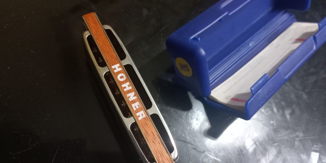 Hohner Harmonica Key E (Category: Portable Audio Accessories) located in Cainta. Submitted by decluterboi (Listing ID 1215463281, Image 2). Description: Authentic Hohner Harmonica Key E made in germany.