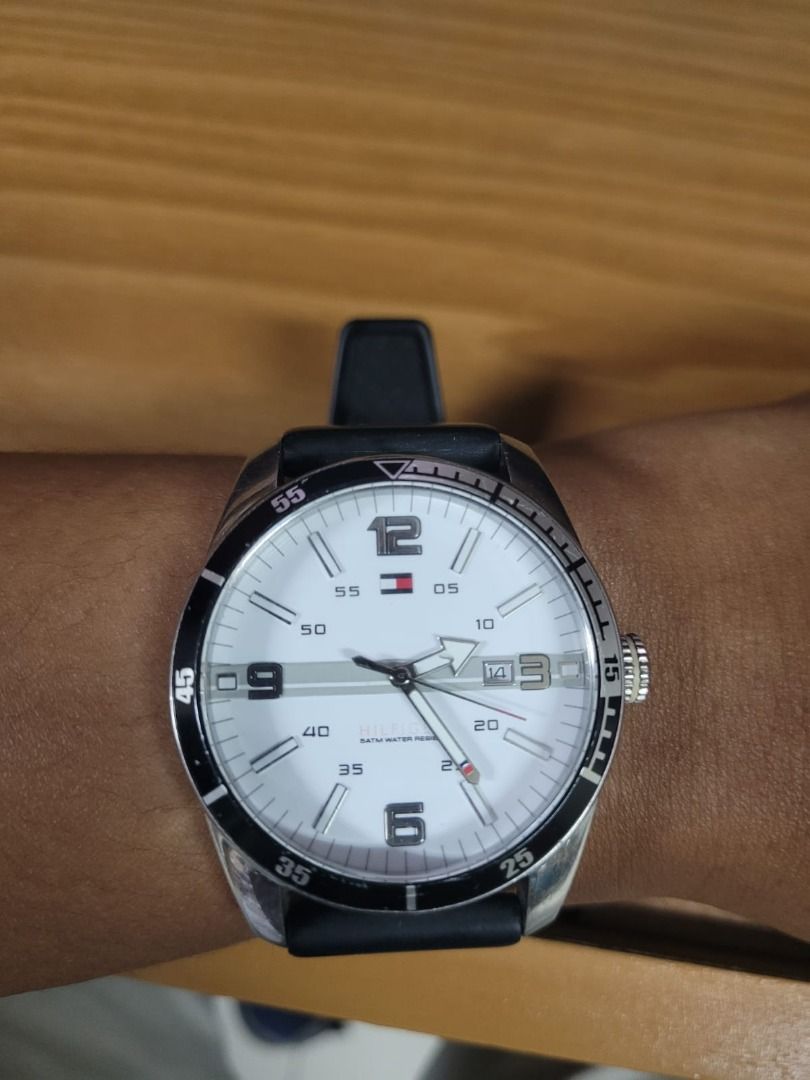 Jual jam tangan Tommy Hilfiger authentic original 100 Rare