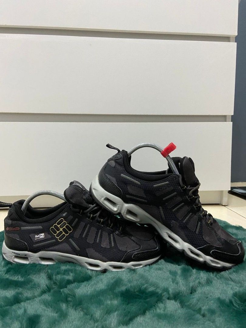 kasut hiking waterproof