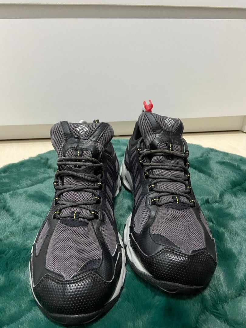 kasut hiking columbia