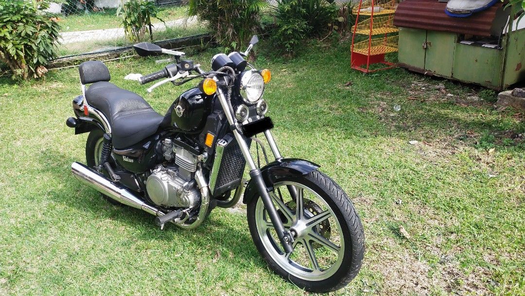 Kawasaki vulcan 500, Motorbikes on Carousell