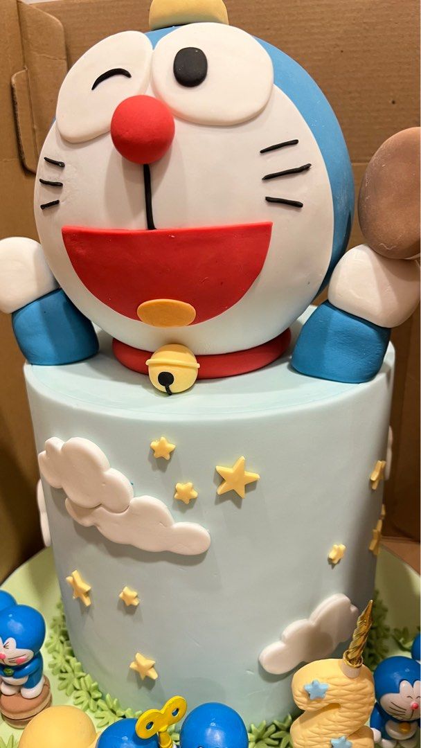 Kue ulang tahun doraemon dummy on Carousell