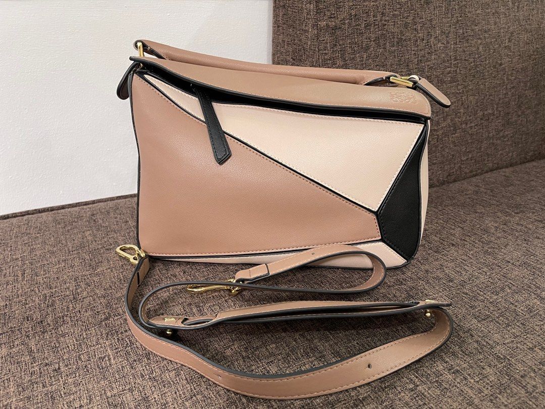 Loewe TriColor Bag (Category: Cross-body Bags) located in Paranaque City. Submitted by epione_bags (Listing ID 1215332612, Image 1). Description: Loewe Puzzle Bag Tricolor Like new guaranteed genuine leather auth not guaranteed super gandaaaaaaaa Japan sourced Pls. read before inquiring: ‼️No resellers price - items are sold and priced per piece. Hindi po ako supplier ‼️All items are sourced from Japan and Korea ‼️Client will pay for shipping fee