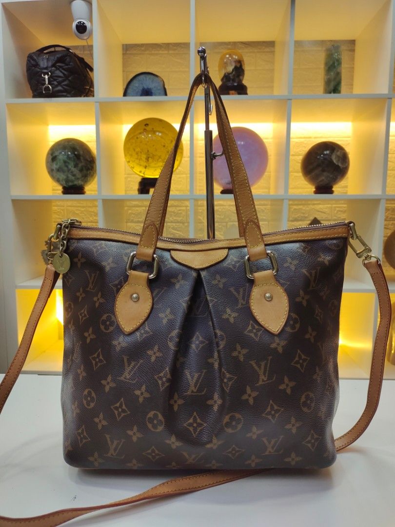 The Louis Vuitton Palermo: For The Sophisticated Woman