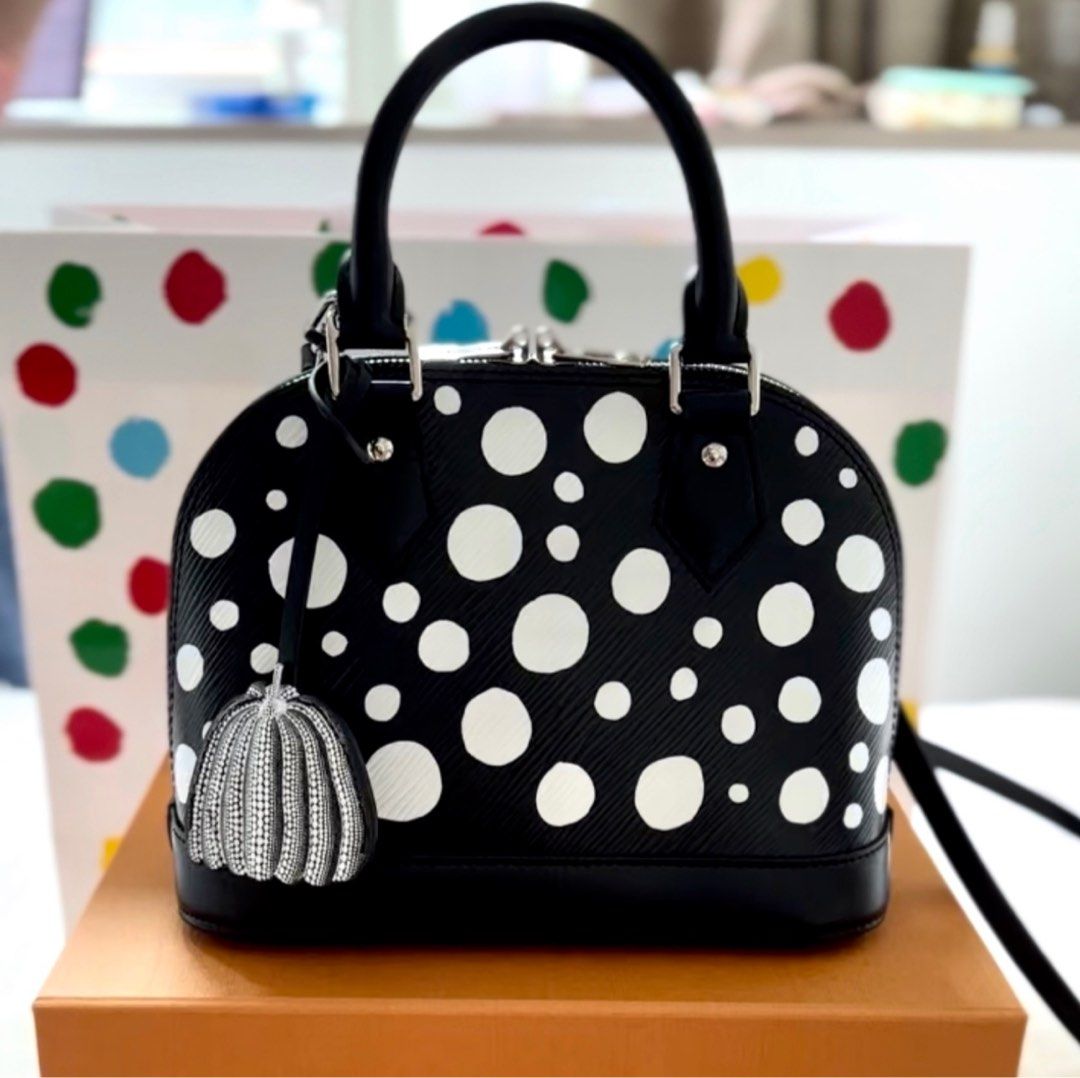 LV Alma BB Handbag Black Size 25 x 19 x 11 cm in 2023