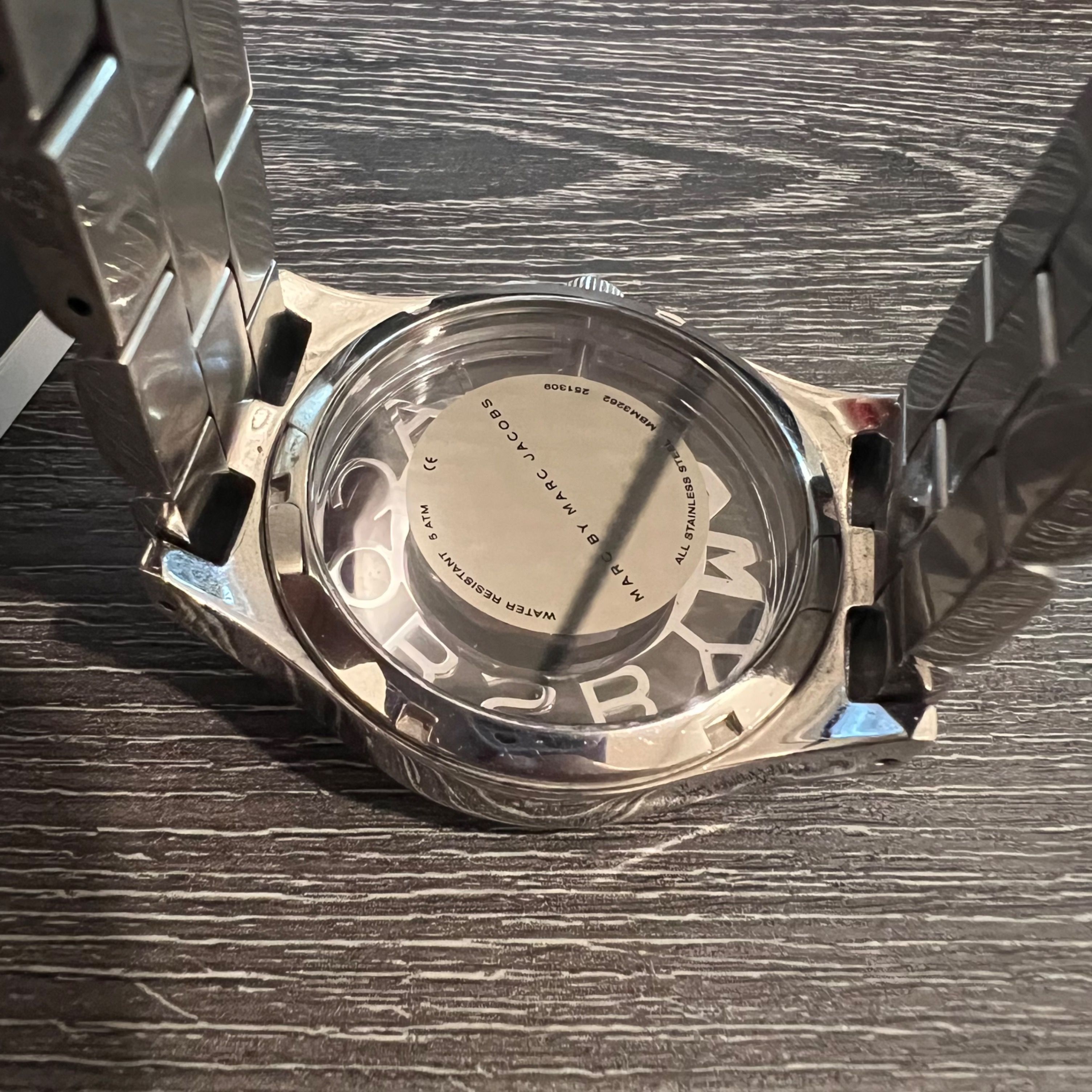 Mbmj watch top