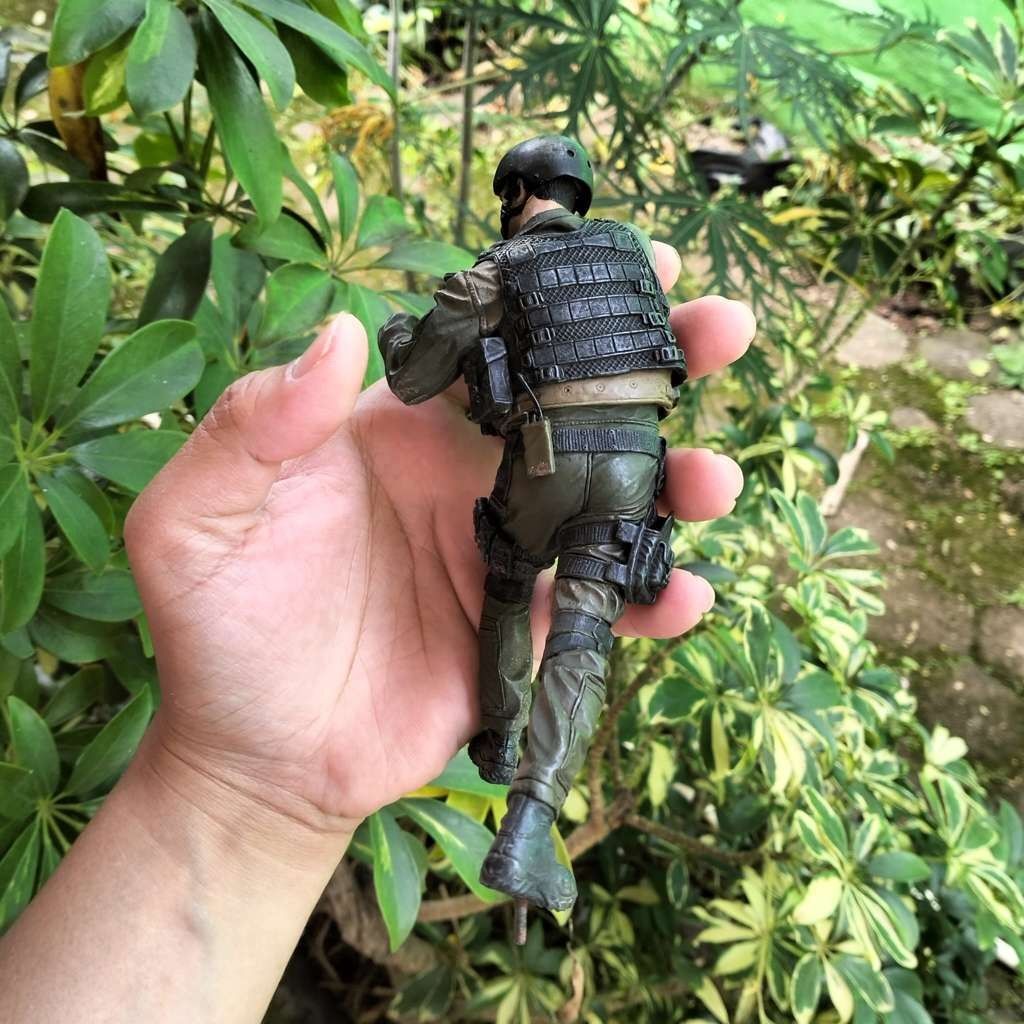 mcfarlane-toys-military-series-2-navy-seal-boarding-unit-figure-1-12
