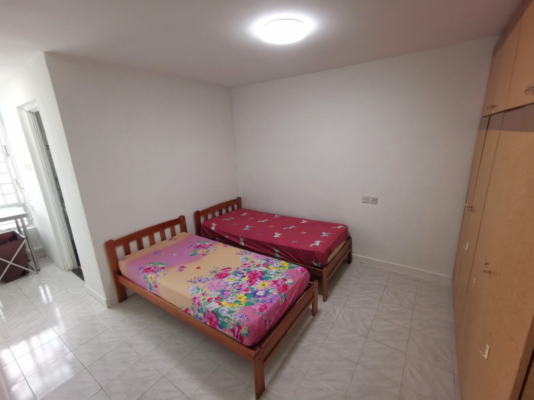 Near Paya Lebar MRT/Aljunied MRT/Dakota MRT /Immediate Available