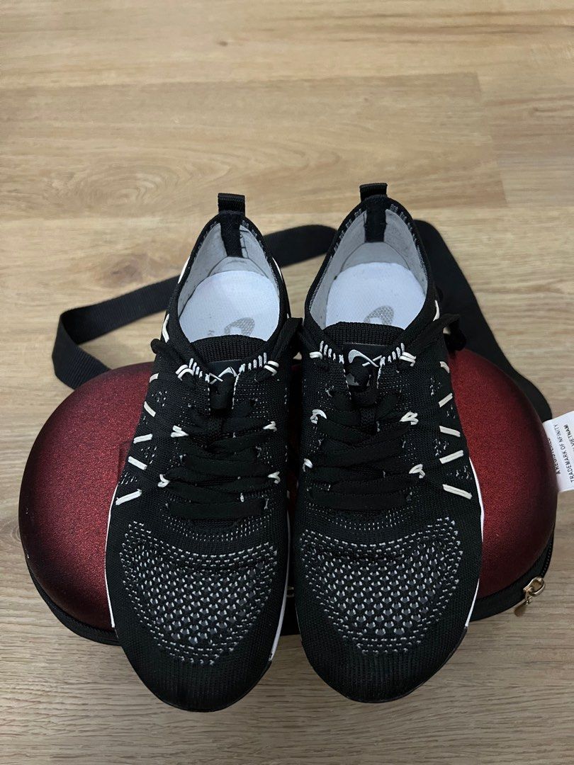 Nfinity flyte black cheer shoes 2025