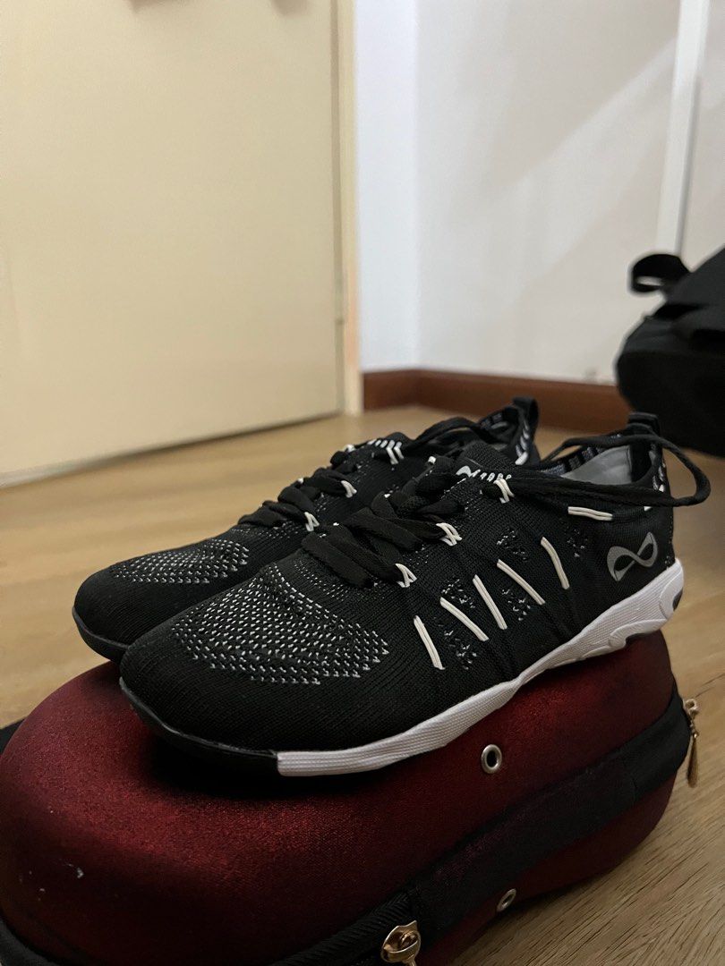 Nfinity flyte black cheer shoes new arrivals