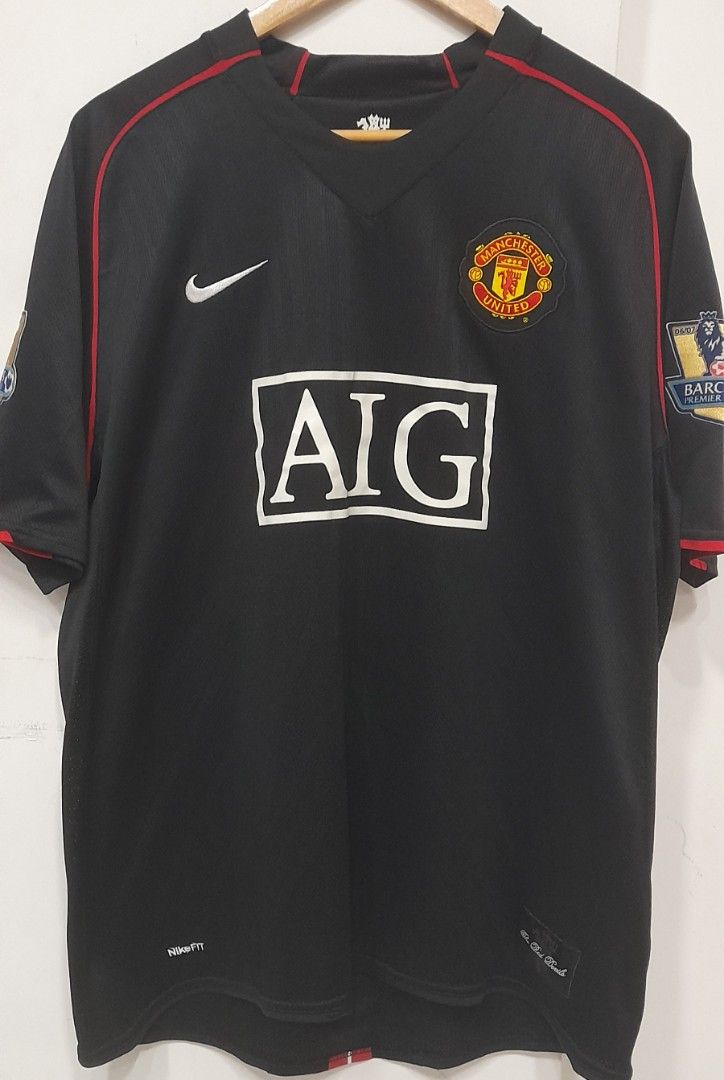 NIKE AIG MANCHESTER UNITED NO.33 EAGLES on Carousell